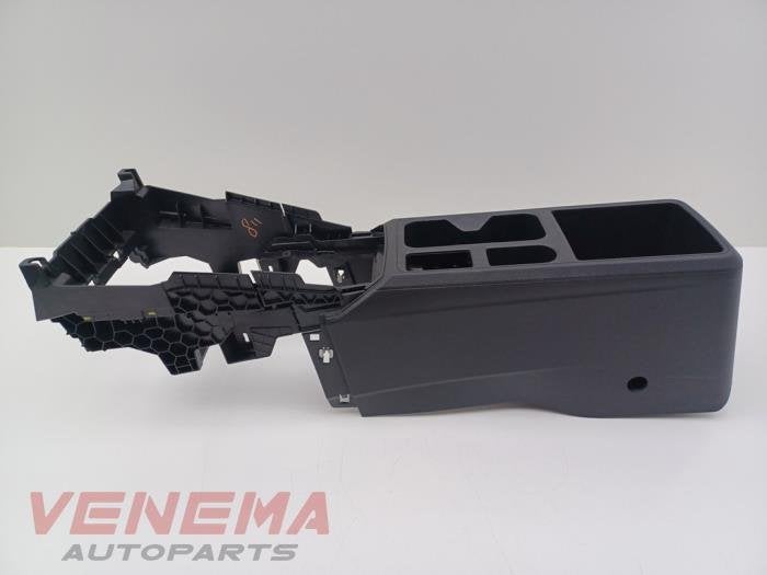 Middenconsoles van een Volkswagen Caddy, Gebruikt, -, Volkswagen, -