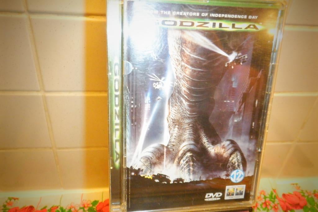 DVD Godzilla.( Matthew Broderick/Hoofdrol), Cd's en Dvd's, Dvd's | Actie, Vanaf 12 jaar, Ophalen of Verzenden, Zo goed als nieuw