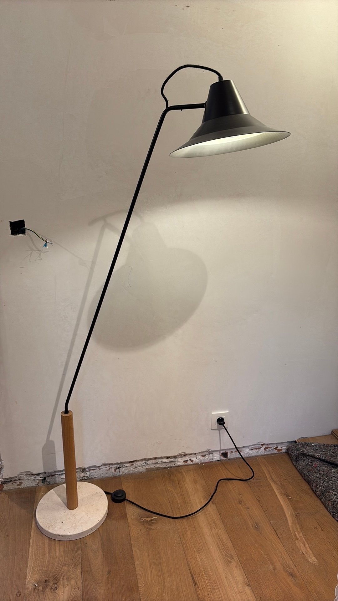 Stalamp steen/hout/metaal, Comme neuf, E27 (grand), Bois, 150 à 200 cm