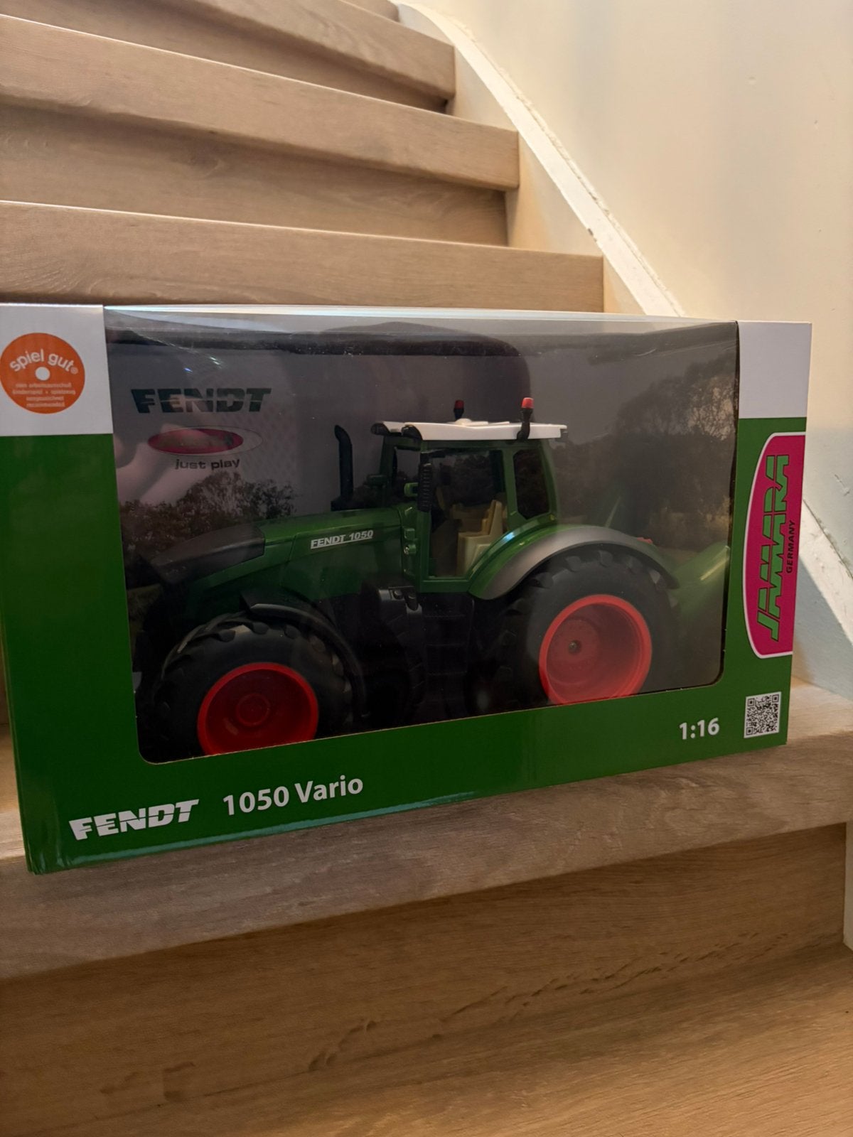 Fendt 1050 Vario Tractor, Ophalen, Zo goed als nieuw