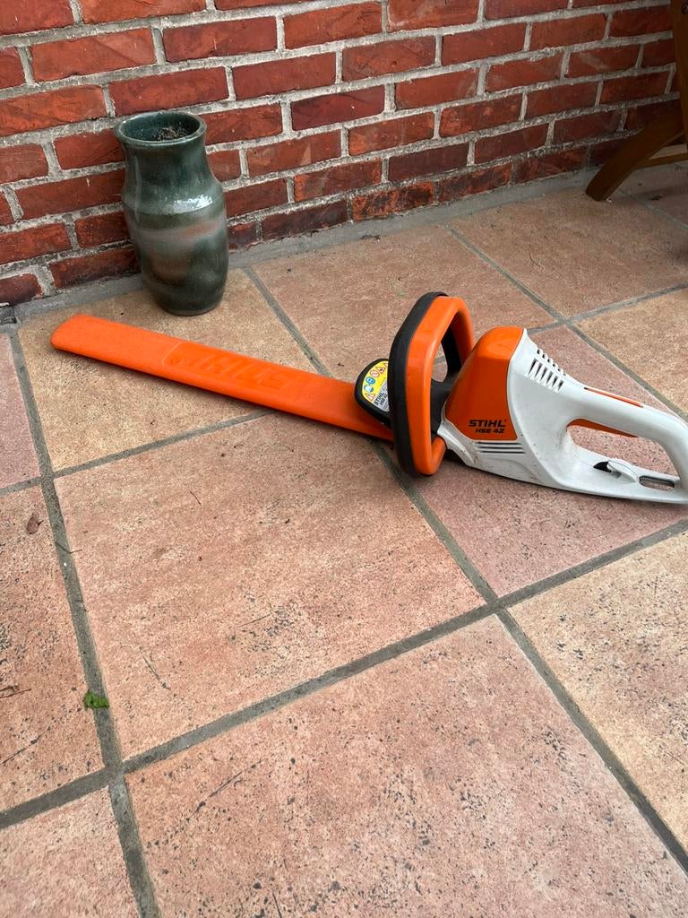 4 cisailles à haies Stihl/tronçonneuse/..., Jardin & Terrasse, Enlèvement, Comme neuf