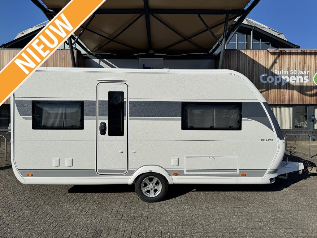 Hobby De Luxe 460 UFE ACTIE OP-=OP, Caravans en Kamperen, Hobby, 4 tot 5 meter, Ringverwarming, Tot en met 4