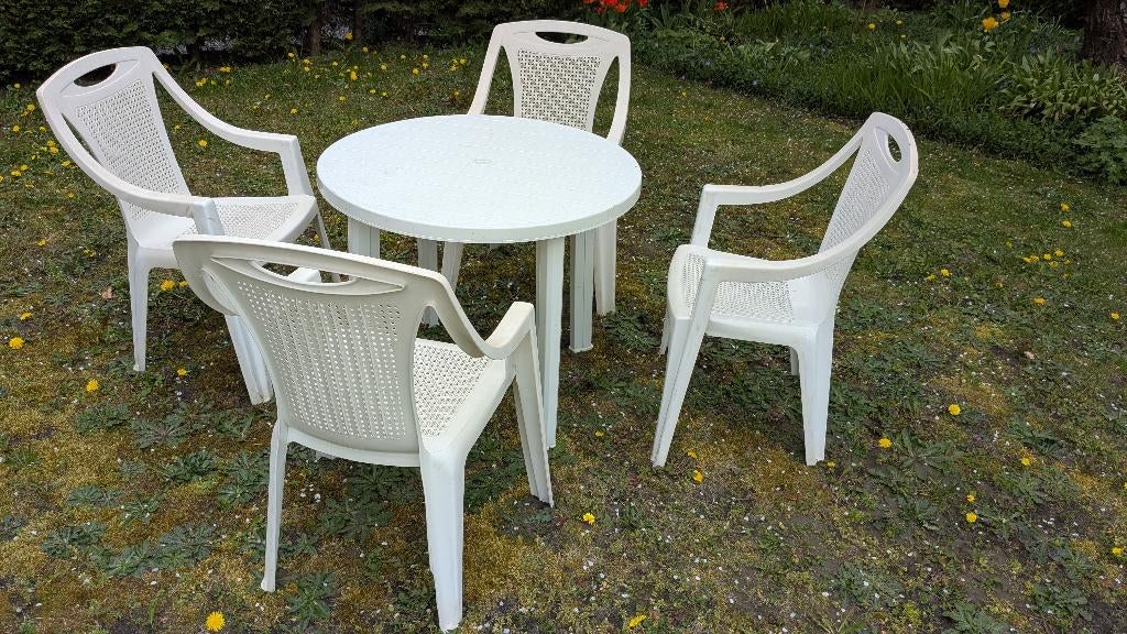 tuintafel met stoelen, Tuin en Terras, Tuintafels, Ophalen, Gebruikt, Rond, Kunststof