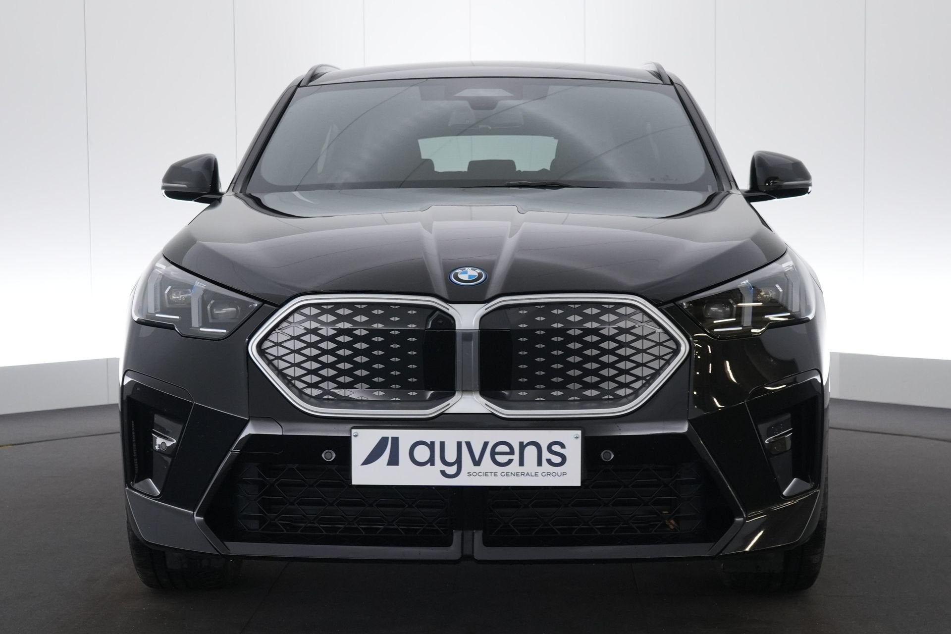 (2FJA591) BMW IX2, Autos, https://public.car-pass.be/vhr/26d4f29e-66e7-4596-b1a5-e3d8cbb5534f, Cuir et Alcantara, Achat, Entreprise