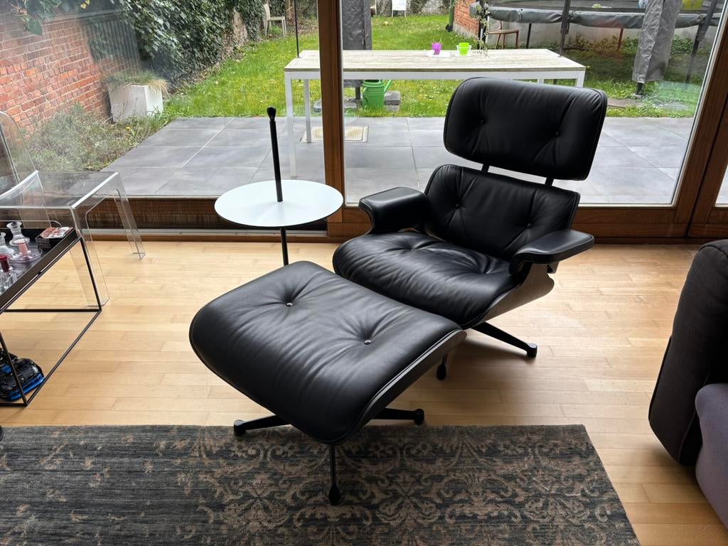 💚 Eames lounge chair en ottoman, Ophalen, Zo goed als nieuw