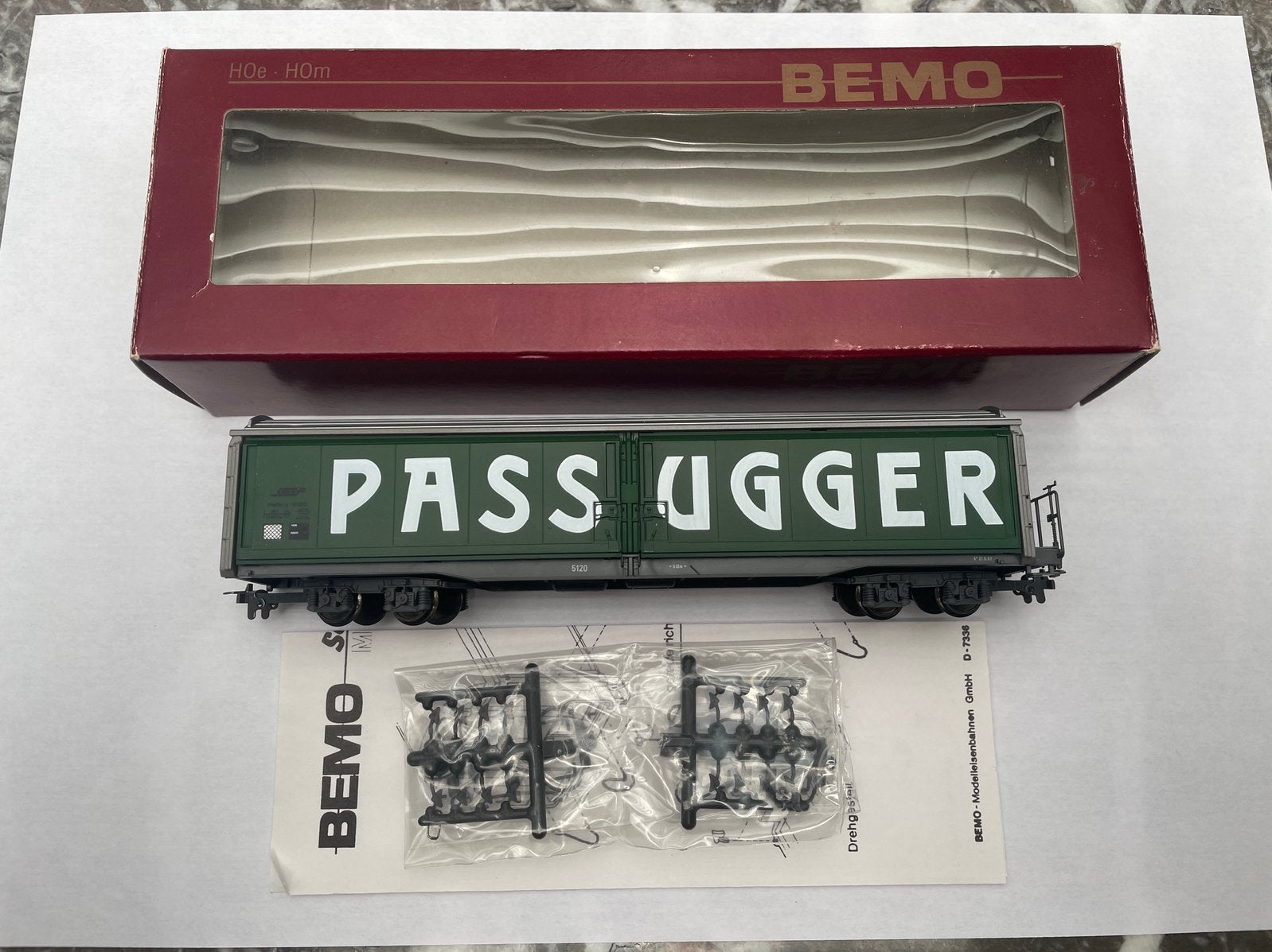 Bemo H0m RhB schuifwand wagen “Passugger” - 2279 110, Hobby en Vrije tijd, Overige merken, Gelijkstroom, Wagon, Ophalen of Verzenden