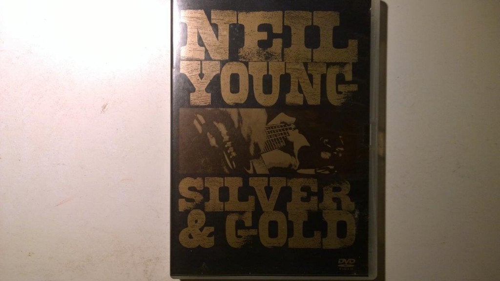 Neil Young - Silver & Gold (DVD), Alle leeftijden, Ophalen of Verzenden, Zo goed als nieuw, Muziek en Concerten