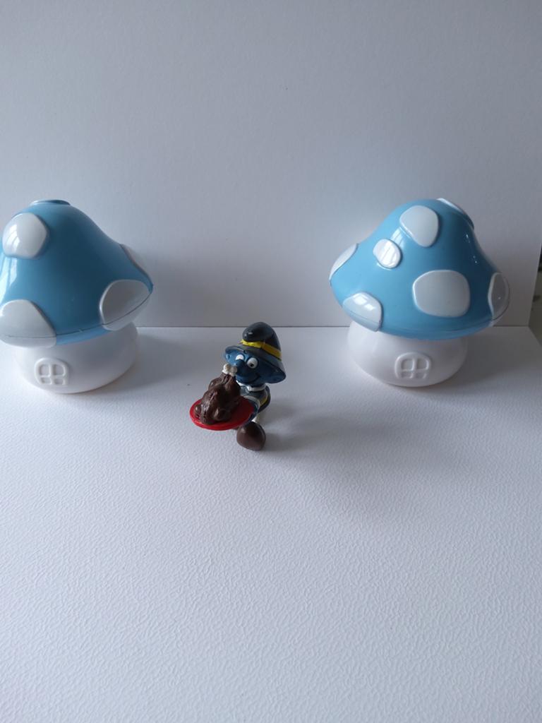Thanksgiving met de smurf, Verzamelen, Ophalen of Verzenden, Gebruikt, Poppetje, Figuurtje of Knuffel