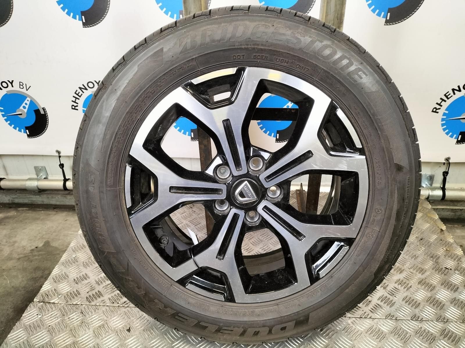Dacia Duster 2018 velg 215/60 17  403006285R, Auto-onderdelen, -, -, Banden en Velgen, 17 inch