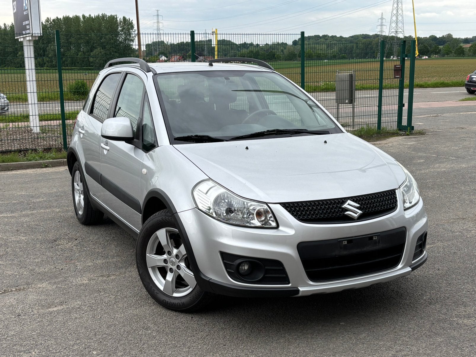 Suzuki SX4 2013 1.5 essence lez ok Airco 77000km, Auto's, Suzuki, Euro 5, https://public.car-pass.be/vhr/4bb4c312-94a3-471b-973c-9a8f152cc5e3