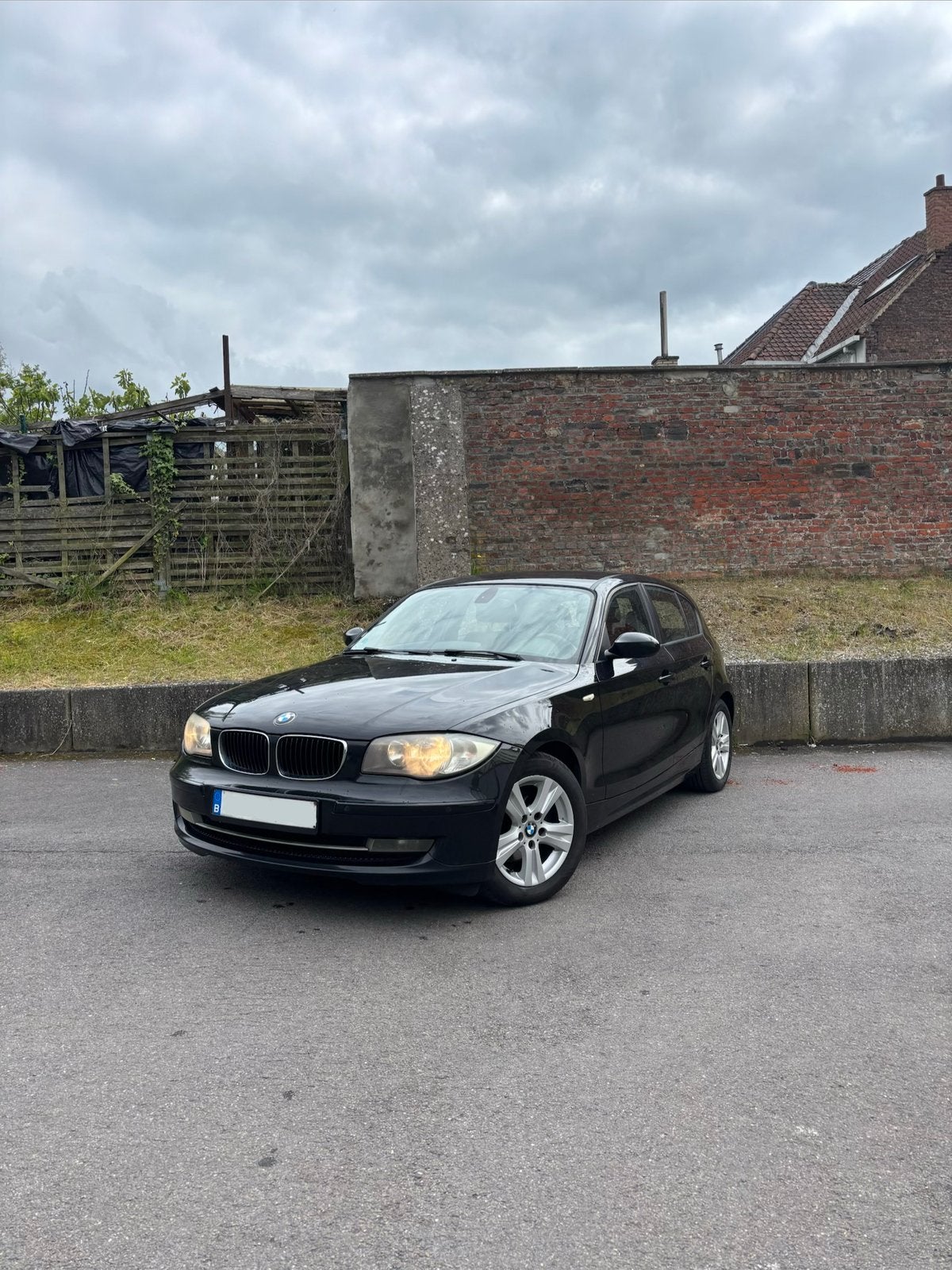 BMW 1-SERIE KLAAR VOOR REGISTRATIE, Auto's, BMW, Bedrijf, 1 Reeks, Elektrische stoelverstelling, 5 deurs, Ophalen