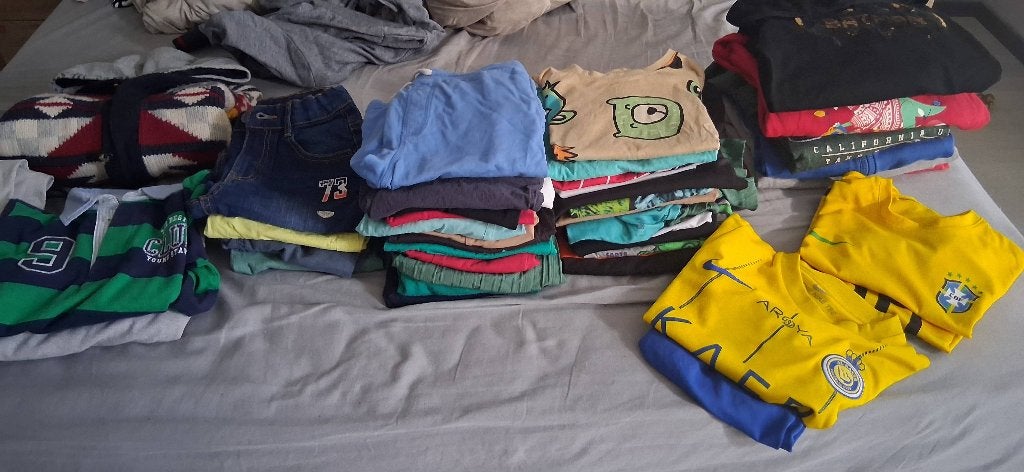 50 piece ,Lot vêtements enfants garçon 6/7ANS, Enlèvement, Comme neuf