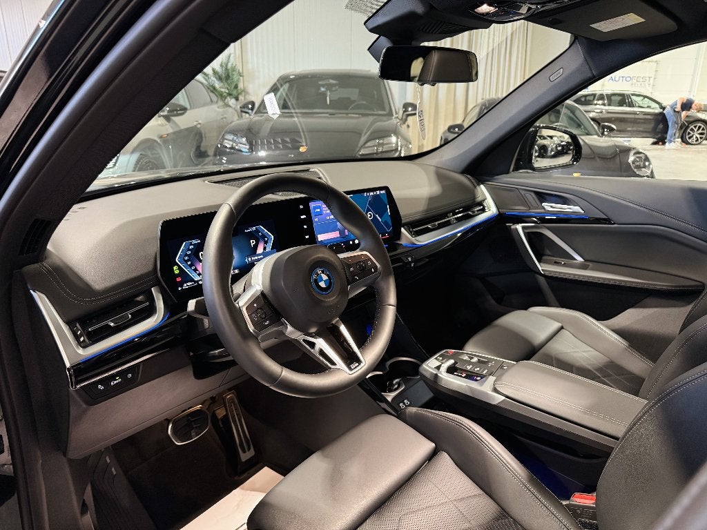 BMW x1 xDrive25e M-Sport - Garantie, Dealer onderhouden, Lichtsensor, Zwart, Bedrijf