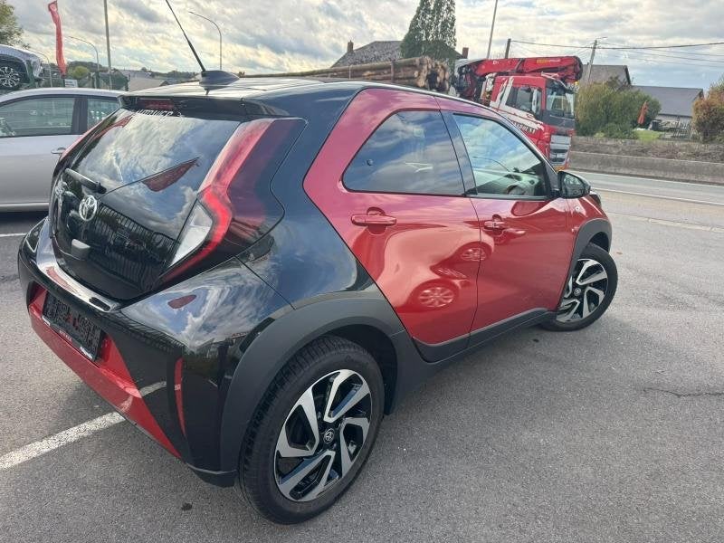 Toyota Aygo 1.0L CVT X Air pulse intérieur CUIR, Rouge, Achat, 998 cm³, Euro 6