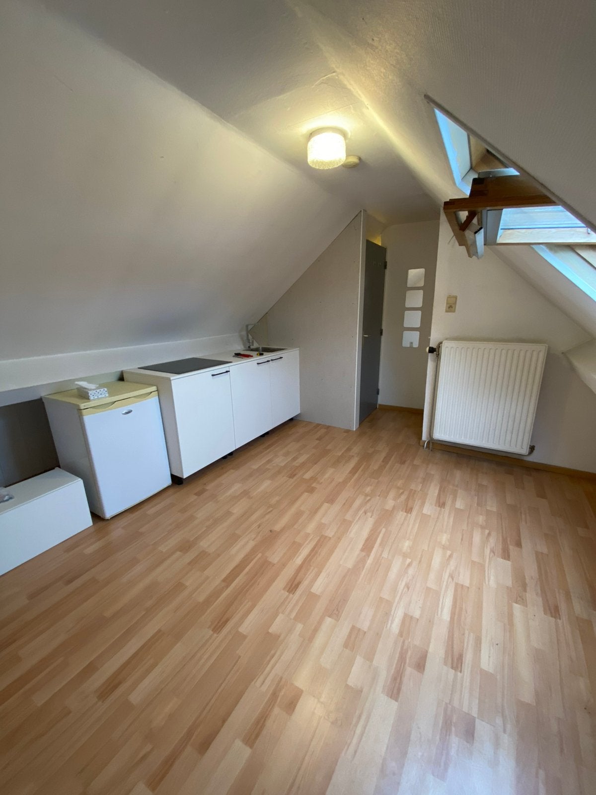 Studio hasselt centrum te huur (zonder domiciele), Hasselt
