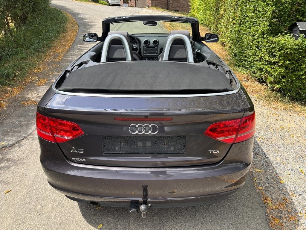 Audi A3 cabriolet 1,6 TDi, attache remorque., Autos, Argent ou Gris, Achat, Cabriolet, Boîte manuelle