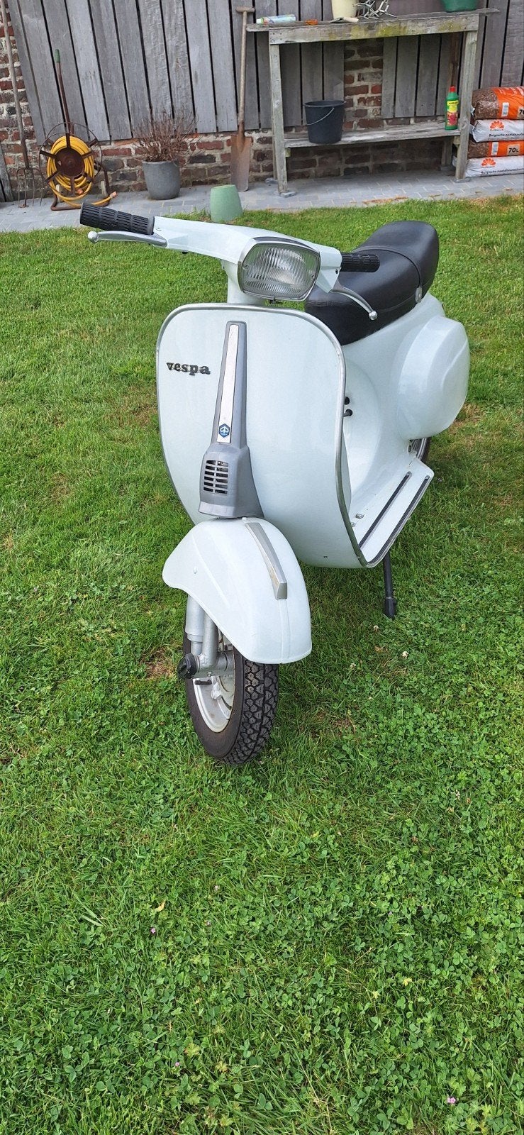 Mooi oldtimer Vespa 50 cc  van 1973 te koop, Fietsen en Brommers, Ophalen
