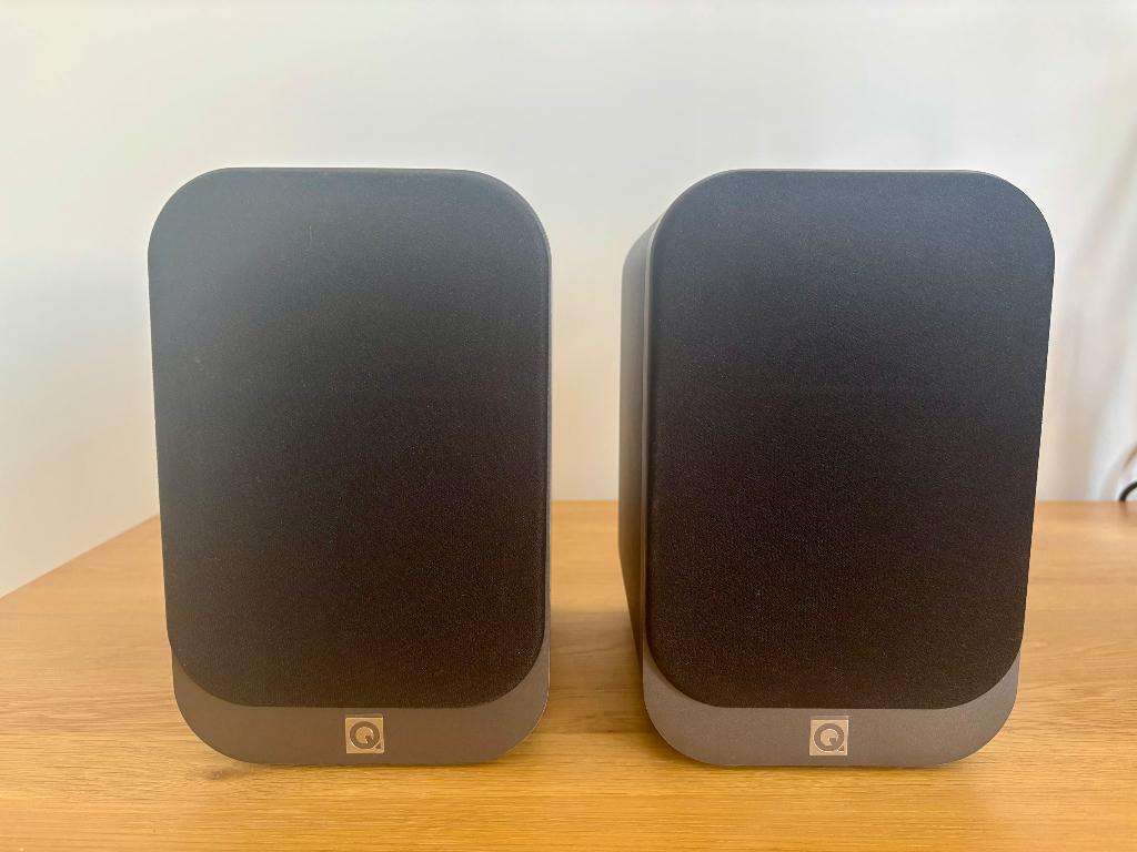 Q Acoustics Luidsprekers 5.0 set, Enlèvement, Comme neuf, Ensemble Surround sans Subwoofer, Autres marques