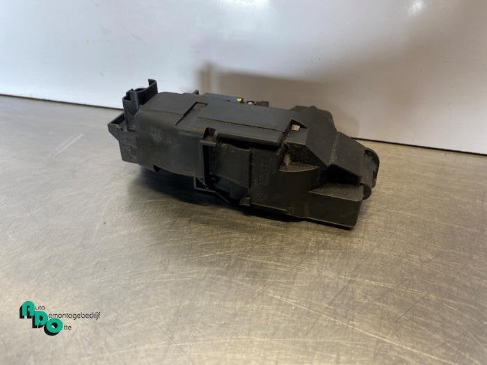 Mécanique de verrouillage hayon d'un Citroen C4 Cactus (C4, -, 3 mois de garantie, Utilisé, -