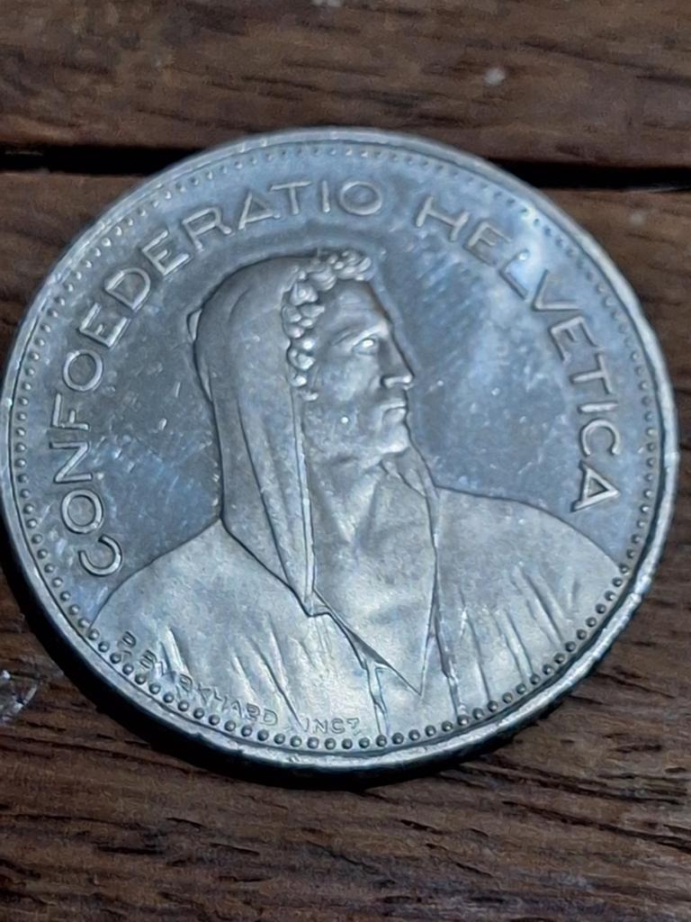 2000 SWITZERLAND 5 FRANCS B COIN KM #40A