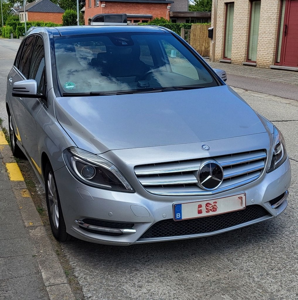 Mercedes B 200 diesel avec nombreuses options.Très bon état!, Achat, Boîte manuelle, Entretenue par le concessionnaire, Cruise Control