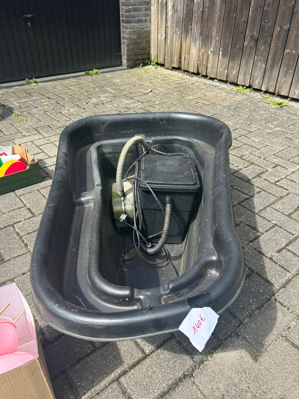 Vijver met pomp 150l, Ophalen, Zo goed als nieuw