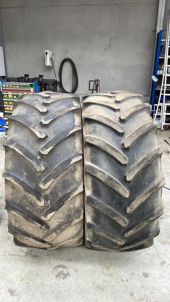 Banden 540 65 R28, Ophalen