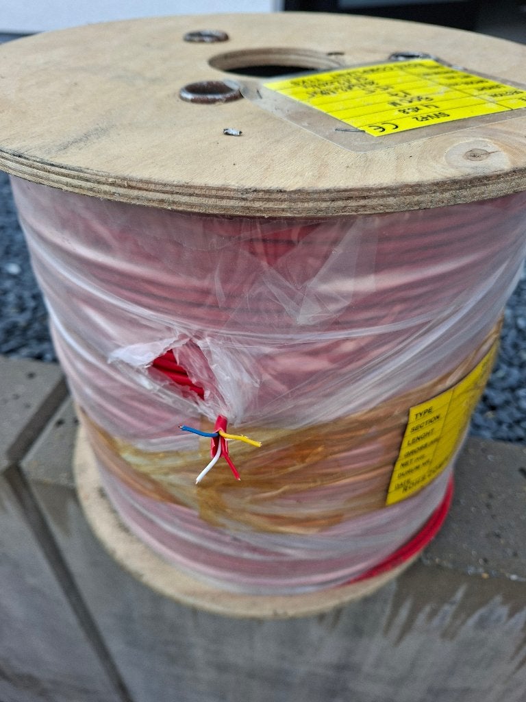 SVV kabel 4 x 0,8.  F2.  500meter, Enlèvement, Neuf