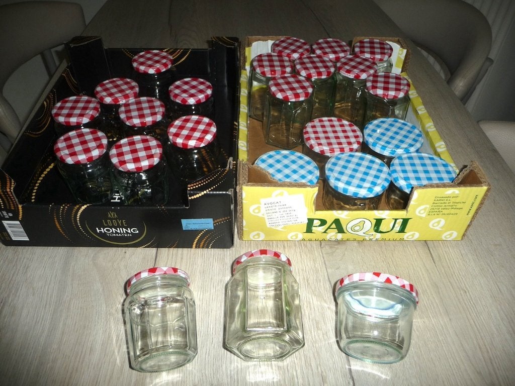 Pots à confiture de 265 gr à 320 gr, Comme neuf, Verre, Avec couvercle, Casserole, Bidon ou Boîte