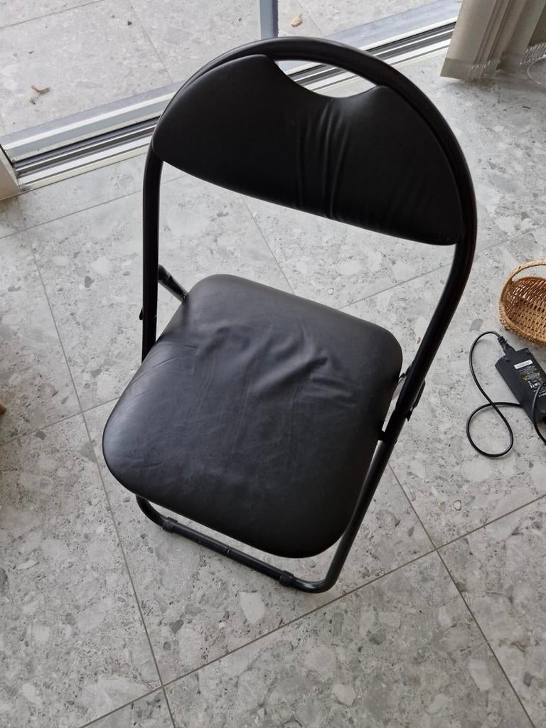 4 plooibare stoelen. Metaal en kunststof Vraagprijs per stuk, Verzenden, Kunststof