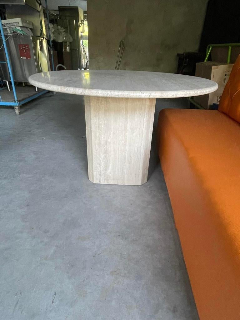 Marmeren ronde massieve eettafel beige corallo, Antiek en Kunst, Ophalen