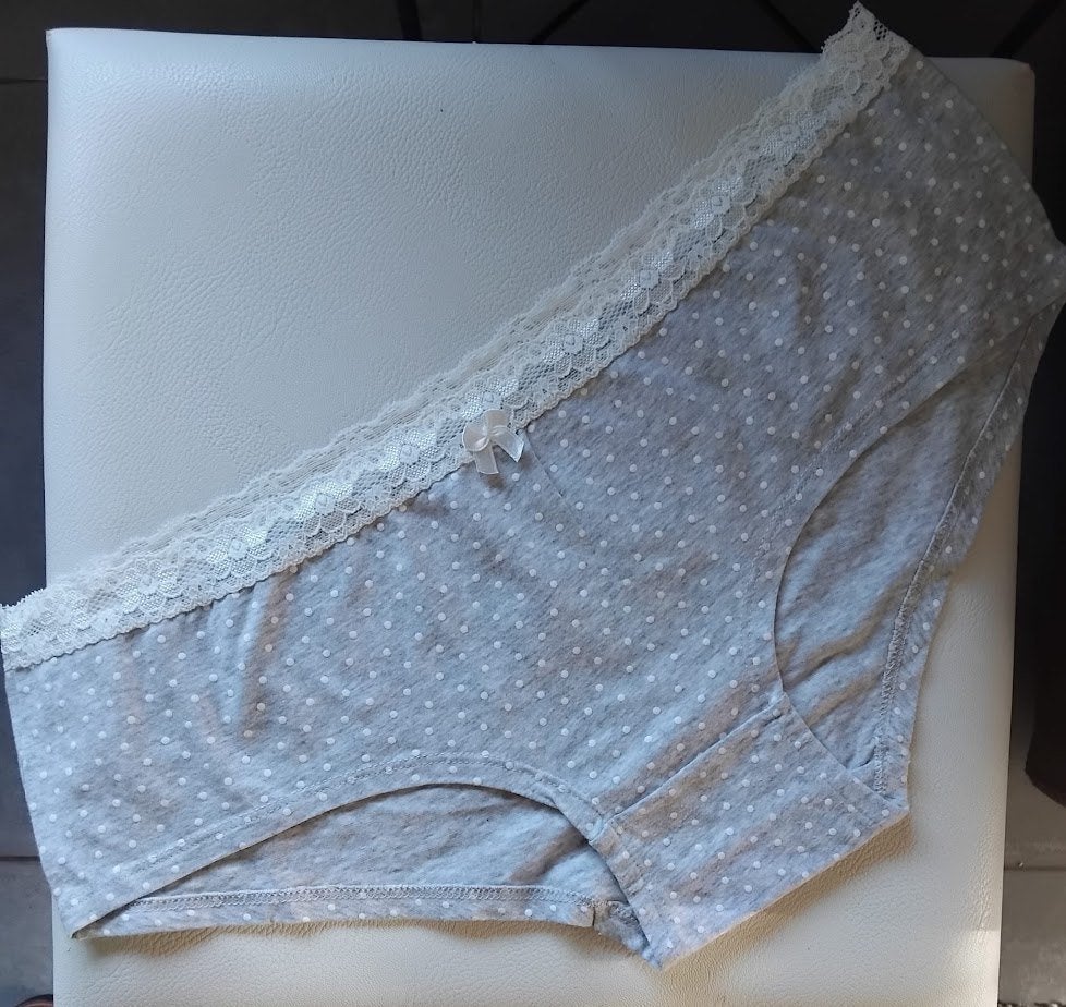 Damesslip,grijs met witte bolletjes,katoen,Insua,maat:XL., Kleding | Dames, Insua, Ophalen of Verzenden, Grijs, Slip