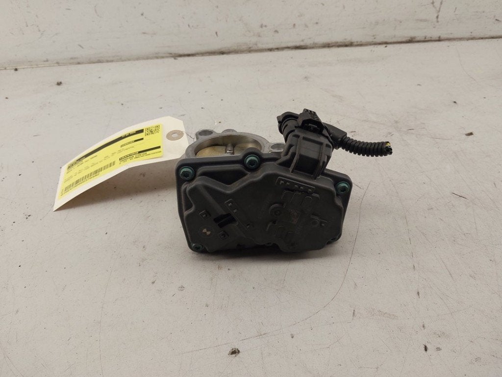 GASKLEPHUIS BMW 1 serie (F40) (01-2019/-), Gebruikt, BMW, Continental AG, Continental-Plaza 1
30175  Hannover, DE