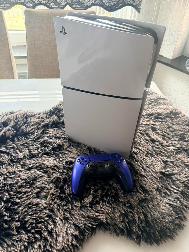Ps5 slim digitaal met garantie, Games en Spelcomputers, Ophalen of Verzenden, Zo goed als nieuw