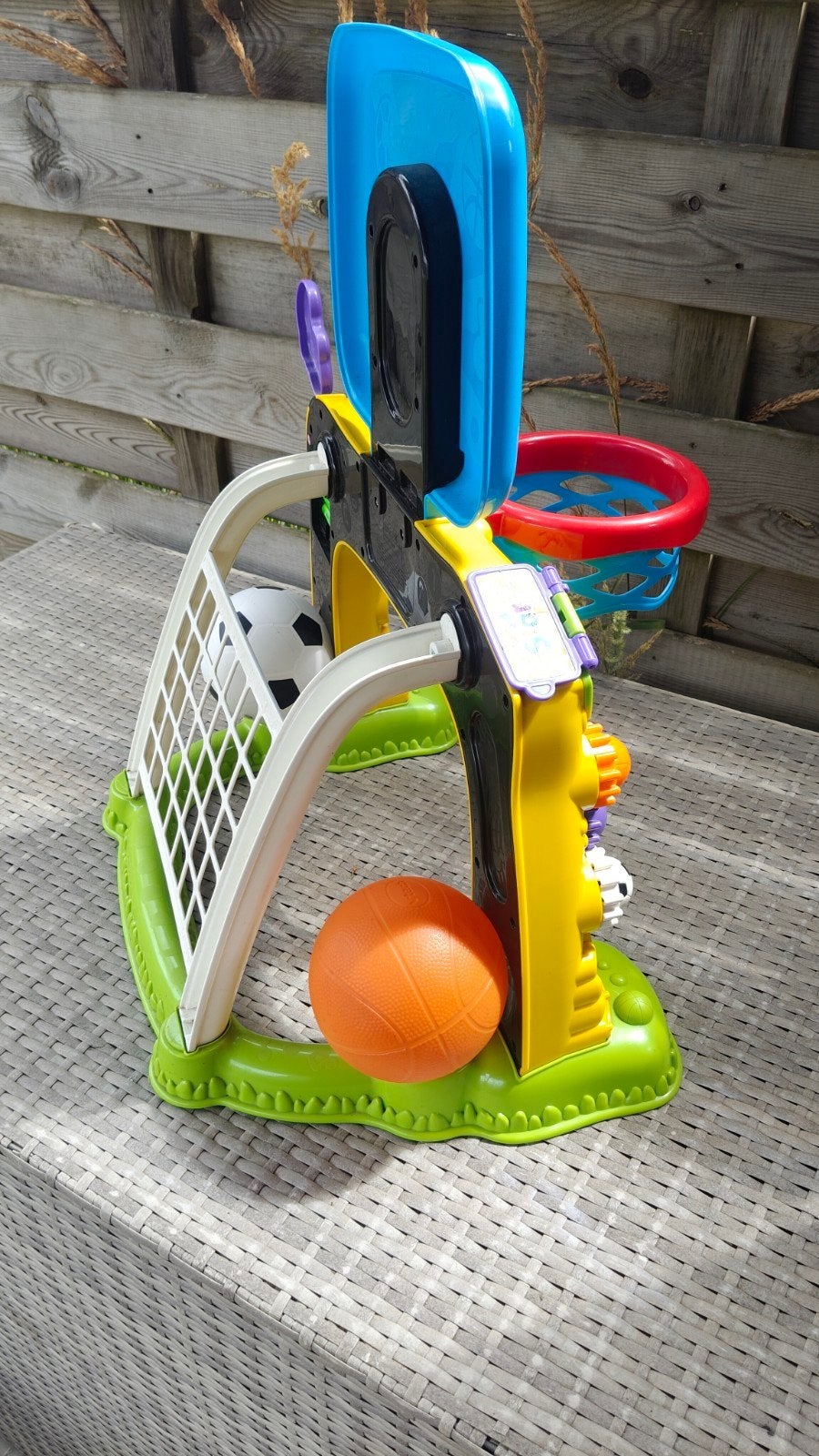 VTech 3 in 1 sportcentrum kinder basket- en voetbalspel, Enlèvement