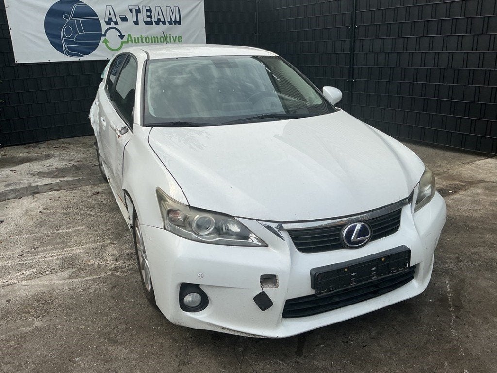 FUSEE RECHTS VOOR Lexus CT 200h (|4355047010|4320147030|), Lexus-infoservice@lexus.de, Gebruikt, Lexus, Toyota-Allee 2
50858  Köln, DE