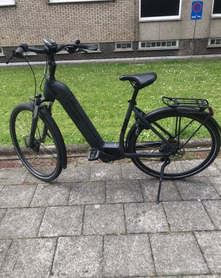 Magnifique vélo électrique Cube en très bon état, Enlèvement, Comme neuf, 50 km par batterie ou plus, Cube