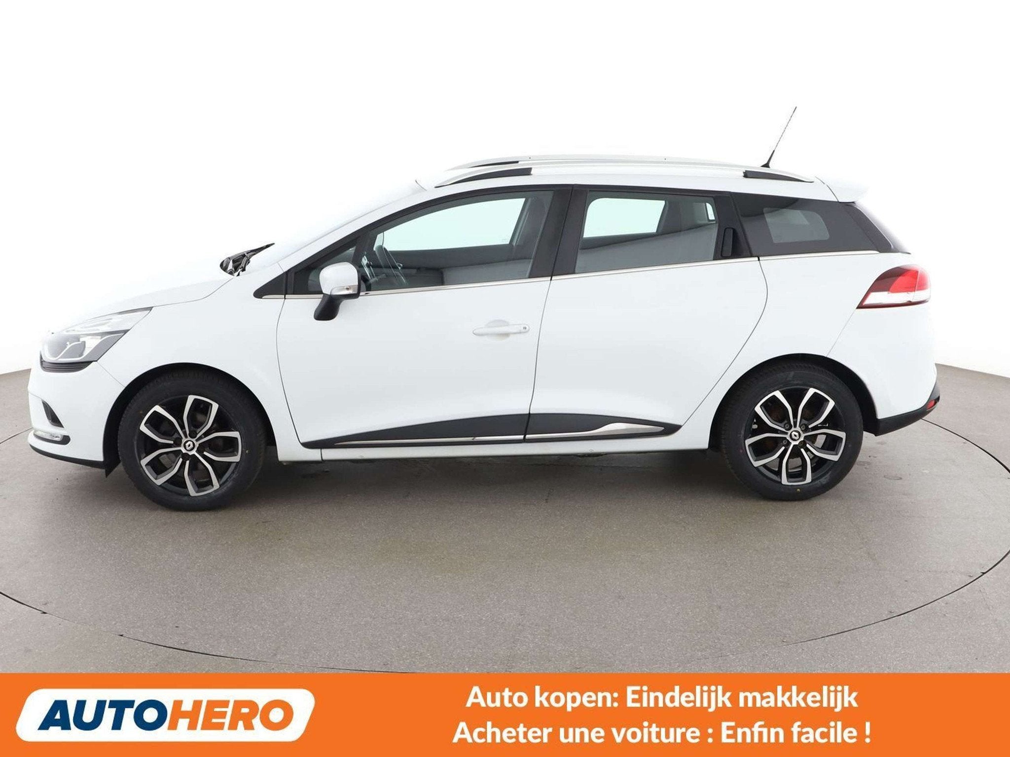 Renault Clio 0.9 TCe Life (année de construction 2020), Autos, Achat, Euro 6, Noir, 5 portes