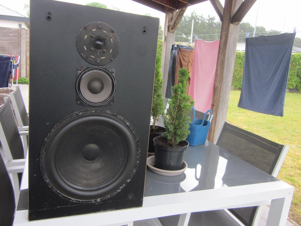 Boxen, 2-weg en 3-weg  12 stuks !!!, Gebruikt, Overige typen, 60 tot 120 watt, Ophalen