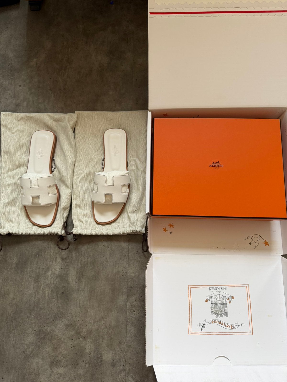 Sandales Hermès oran blanche - Taille 38, Enlèvement ou Envoi, Comme neuf