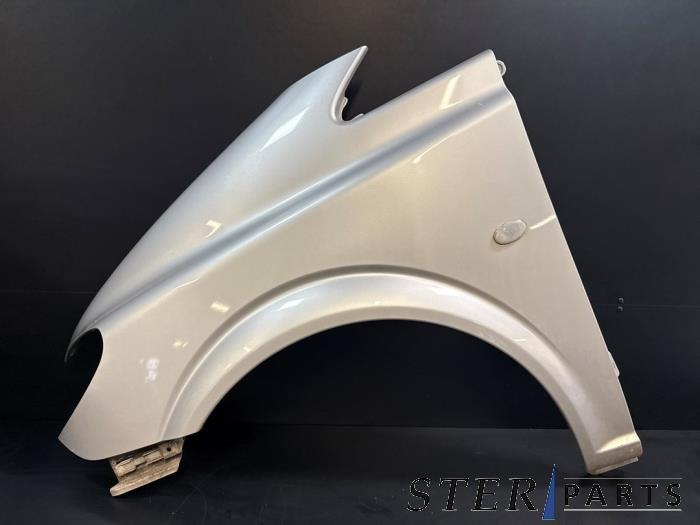 Scherm links-voor van een Mercedes Vito (744), Gebruikt, -, Ophalen of Verzenden, -
