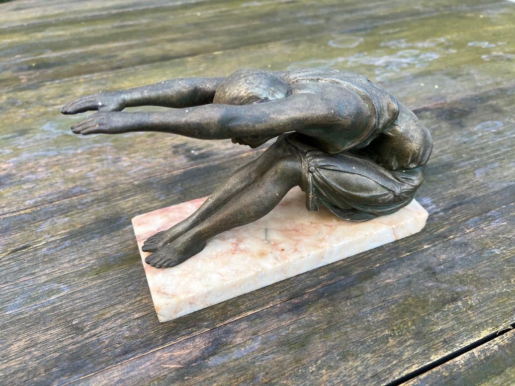 mooi beeldje jaren 20, Antiek en Kunst, Antiek | Keramiek en Aardewerk, Ophalen