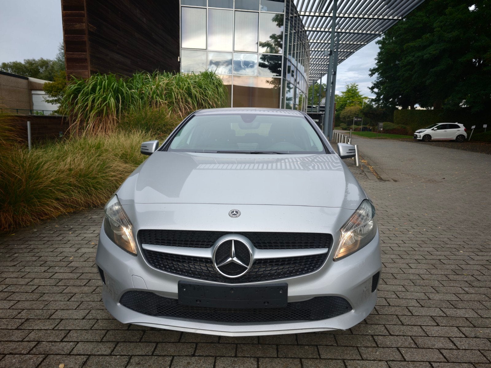 Mercedes classe A/ année 2018 / 120.000 km / essence, Autos, Classe A, Achat, Euro 6, Entreprise