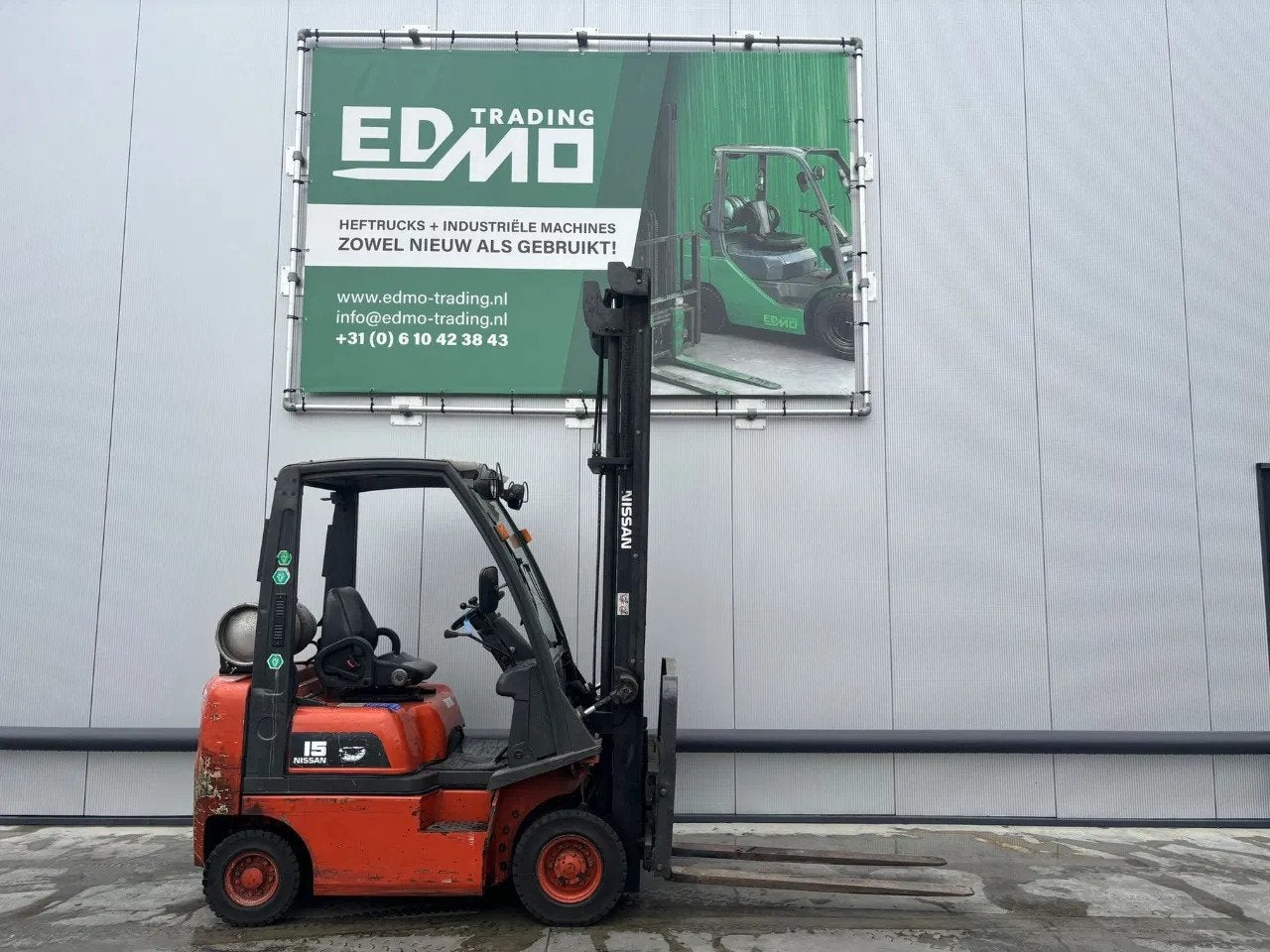 Nissan 1,5 Heftruck (année de construction 2005), 1000 à 2000 kg, LPG, Chariot élévateur, Nissan