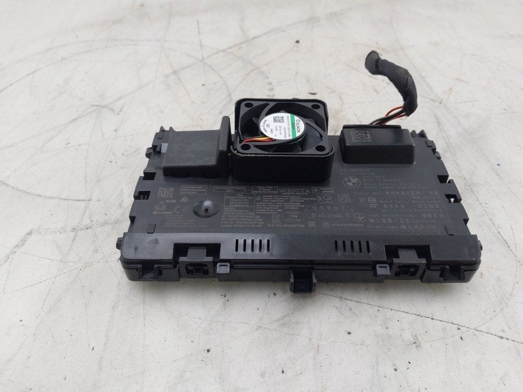 CHARGEUR DE TELEPHONE A INDUCTION (|84105B52225|84105B3F5C1|, Bayerische Motoren Werke AG, Utilisé, Kundenbetreuung@bmw.de, Petuelring 130
80809  München, DE