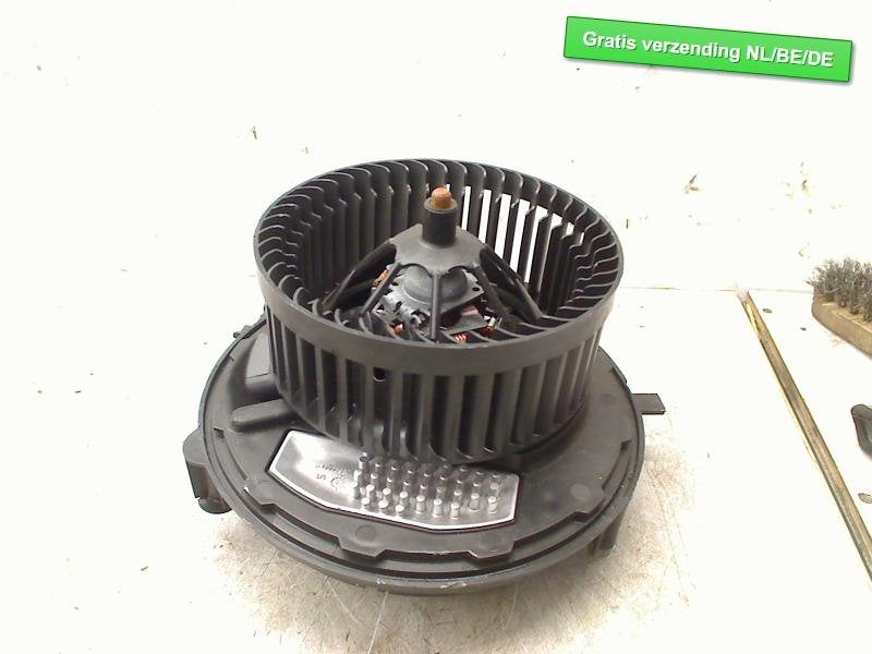 RADIATEUR MOTEUR Volkswagen Golf VII (AUA) (5Q1819021E), Volkswagen, Volkswagen AG, Utilisé, Kundenbetreuung@volkswagen.de