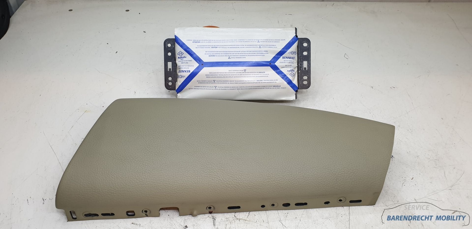 Cache d'airbag droit pour Renault Avantime, c t passager, r, Renault Group, Contact.group@renault.com, Renault, Utilisé