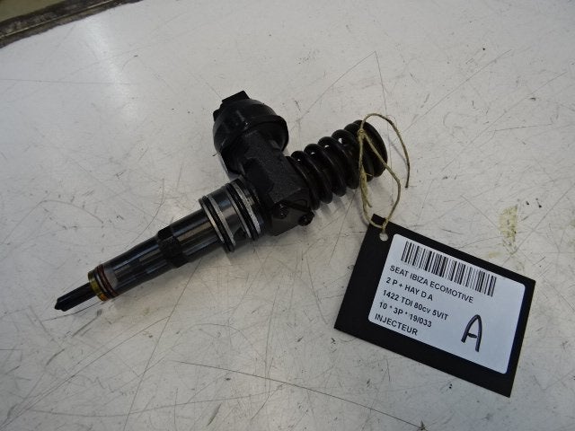 INJECTEUR Seat Ibiza IV SC (6J1) (038130073DP), Utilisé, Seat