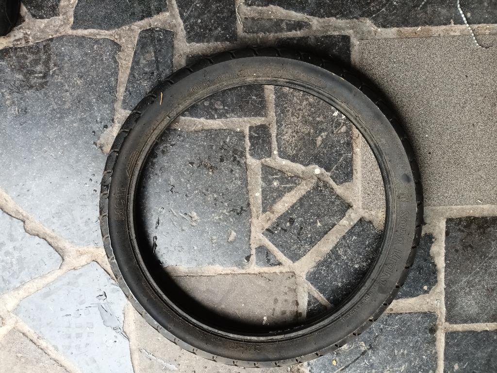 CAMINO PNEUX 17, Enlèvement, Utilisé