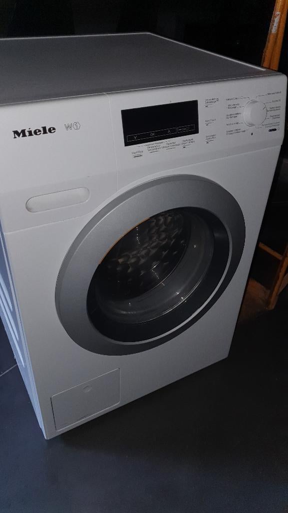 Machine à lessiver MIELE - pour pièces, Electroménager, Enlèvement, Ne fonctionne pas
